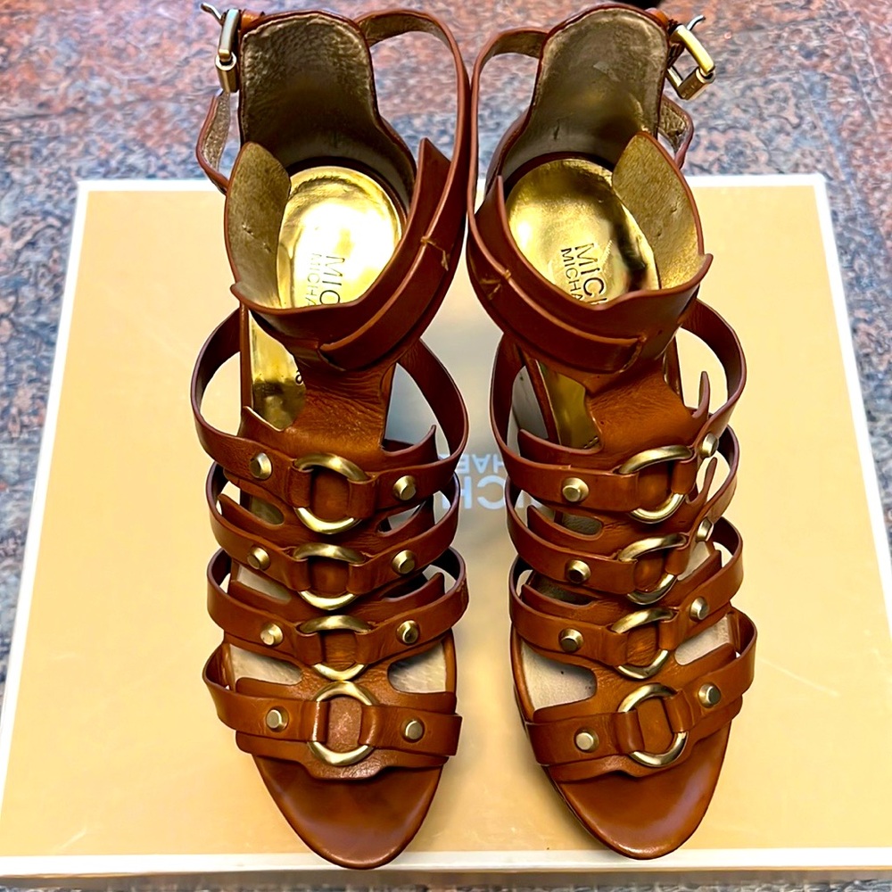 Michael Kors Nadine Wedge. Color: Luggage. 7M